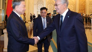 Official welcome ceremony for top Vietnamese leader To Lam in Kazakhstan