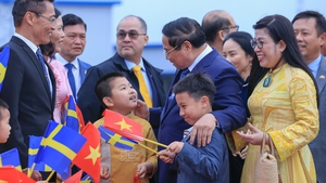 Prime Minister Pham Minh Chinh begins official visit to Sweden
