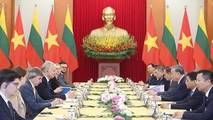 Viet Nam treasures relations with Lithuania: General Secretary To Lam
