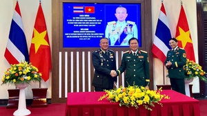 Defense cooperation is pillar of Viet Nam-Thailand ties