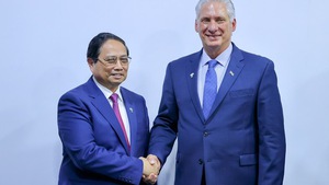 Prime Minister meets Cuban President on 17th BRICS Summit margin