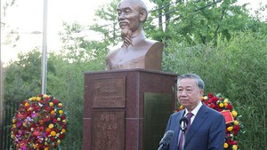 President Ho Chi Minh statue inaugurated at Vietnamese Embassy in South Korea