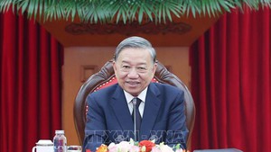 General Secretary To Lam holds phone conversation with Cambodian People’s Party President Hun Sen