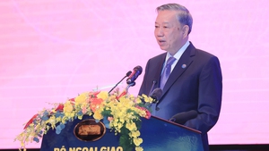 Grand ceremony held to mark 80th founding anniversary of diplomatic sector