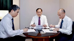 Deputy PM holds phone conversation with South Korean Minister of Foreign Affairs