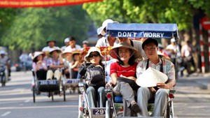 Viet Nam overtakes Thailand as top travel destination for Chinese tourists: Bloomberg