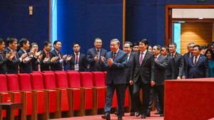 Photos: Preparatory session of 14th National Party Congress