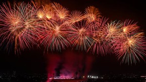 Ha Noi to stage pyrotechnic firework displays to celebrate 14th National Party Congress