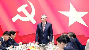 General Secretary To Lam stresses high priority for economic, science-tech diplomacy