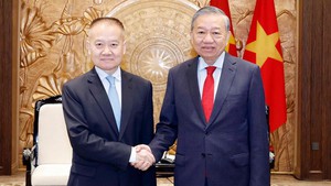 Party General Secretary hosts special envoy of top Chinese leader Xi Jinping