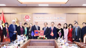 Viet Nam, EU ink €50 mln deal to develop green and digital workforce