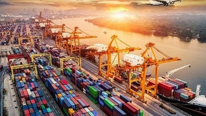 Viet Nam’s foreign trade soars to all-time high in 2025