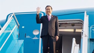 Top Vietnamese legislator starts five-day official visit to China