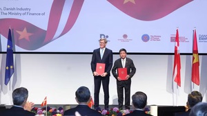 Viet Nam, Denmark sign 16 cooperation documents