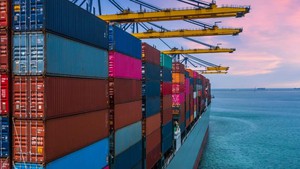 Trade surplus rebounds in September after nine months of deficit