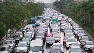 Viet Nam to tighten emission standards for cars from next month