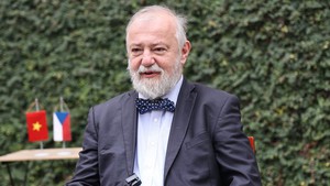 Viet Nam to sucessfully pursue development-oriented policies under leadership of top leader To Lam: Czech Ambassador