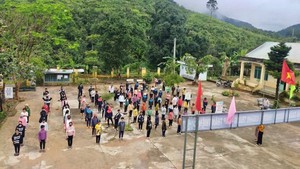 Gov’t sets up Steering Committee for building schools in border communes
