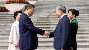 Xi Jinping hosts welcome ceremony for top Vietnamese leader