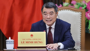 Prime Minister Le Minh Hung holds phone conversation with Singaporean counterpart