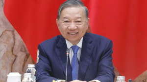 General Secretary, President To Lam holds phone talks with Swiss President Guy Parmelin