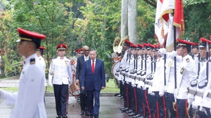 Official welcome ceremony for Vietnamese Party and State leader
