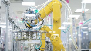 Viet Nam targets to have 10 large-scale domestic strategic tech enterprises by 2030
