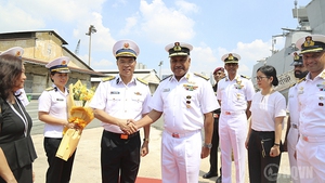 Indian warships begin three-day friendship visit to Viet Nam