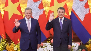Cambodian Prime Minster Hun Manet accorded official welcome ceremony in Ha Noi