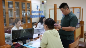 Viet Nam to cut public workforce by additional 5-10% through 2031