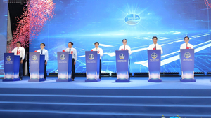First made-in-Viet Nam aluminum ingot products roll off production line