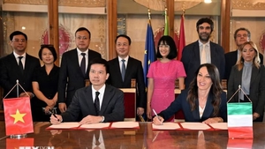 Ha Noi, Rome sign Joint Declaration to promote substantive cooperation