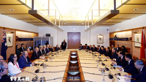 Top leader To Lam holds summit meeting with Australian Prime Minister in Canberra
