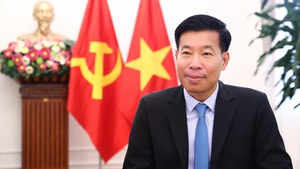 Deputy Foreign Minister highlights significance of first Viet Nam-Singapore strategic dialogue