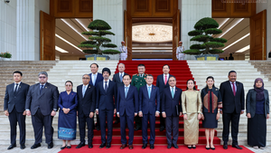 Prime Minister hosts ASEAN ambassadors and chargé d’affaires