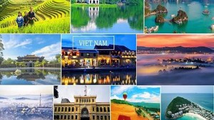 Politburo sets sights on making tourism key economic pillar