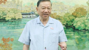 Top leader expects Ha Noi to complete 500 km of metro lines in coming years