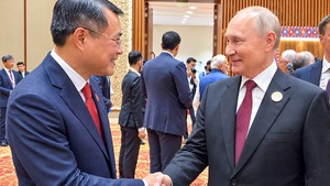 Prime Minister Le Minh Hung meets with foreign leaders in New Delhi