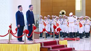 Top leader To Lam hosts official welcome ceremony for Thai King