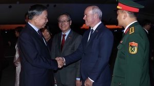 To Lam starts State visit to Canada