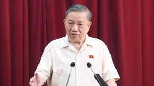 Top leader urges Ha Noi to develop rapidly with quality, identity and livability