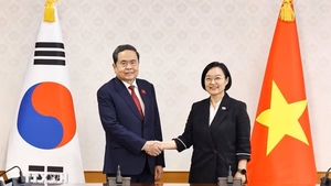 Top legislator meets South Korean Prime Minister Han Seong Sook