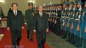 越南领导人与江泽民历次会晤（组图）