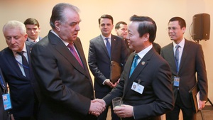 陈鸿河副总理会见塔吉克斯坦总统、FAO及 UNFPA领导