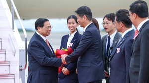 范明正总理抵达广岛开始出席G7峰会和对日本进行工作访问之行