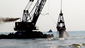 废弃物海洋倾倒许可证的申请费用2250万越南盾/本