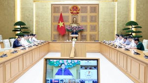 范明政总理：采取措施向遭遇暴雨洪涝陷入孤立的中部地区民众救济