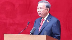越共中央总书记苏林：人民公安奋勇开拓 为党为国为民再创辉煌