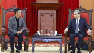 越共中央总书记苏林会见中国立讯精密公司领导