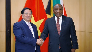 范明政总理和南非总统宣布越南与南非关系提升为战略伙伴关系